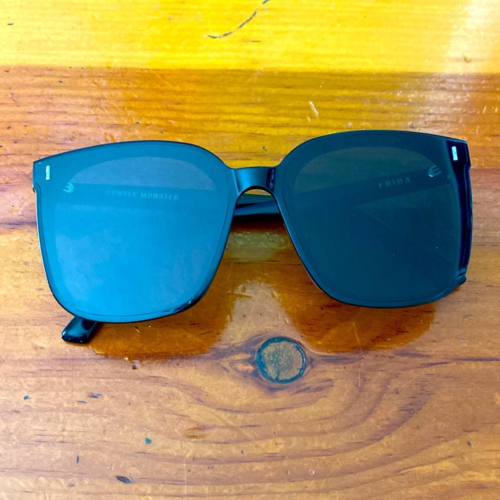 Gentle Monster Frida Sunglasses